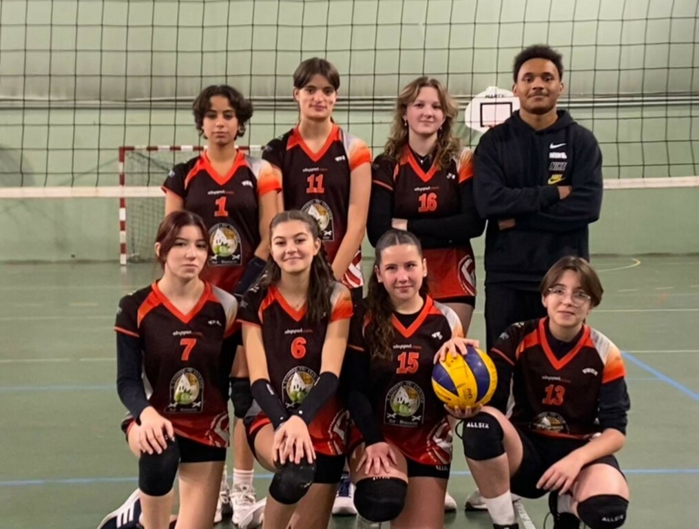 VALLEE DE CHEVREUSE VOLLEY-BALL 2 - VOLLEY-BALL BOIS DARCY